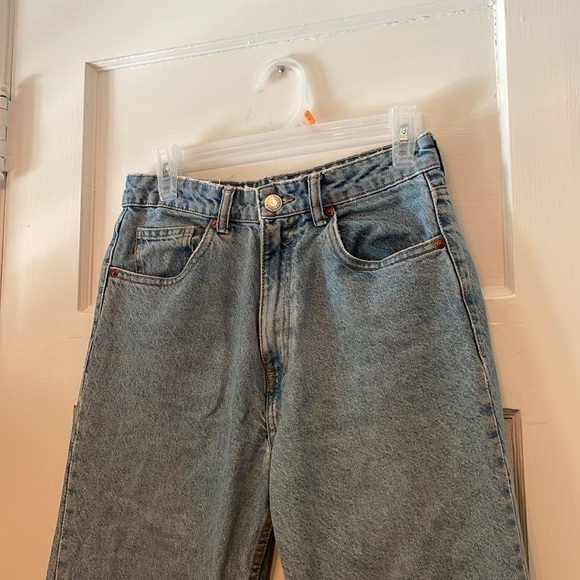 Zara High Rise Jeans - Picture 2 of 7